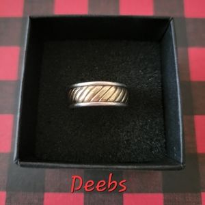 James Avery Retired Fluted  Ring